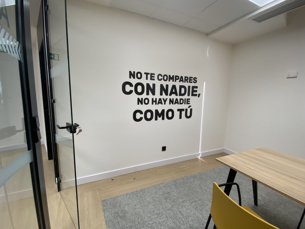 Intrant Rotulo Rotulós comunicación interna en toda España